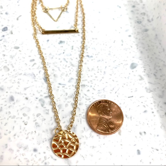 NEW 14K gold plated triangle, bar & coin necklace - Picture 4 of 6